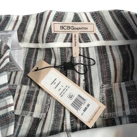 BCBGeneration Women's High Waisted Short with Tie Belt Size L - Picture 8 of 8